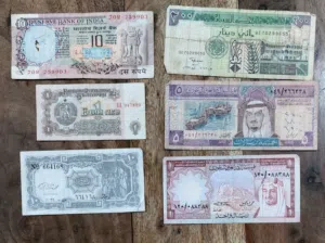 عملات ورقية قديمة ونادره البيع للكمية كاملة