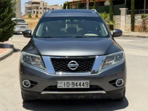 Used Nissan Pathfinder in Amman