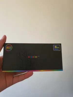 8gb ram ddr4  3600hz من شركة v-color