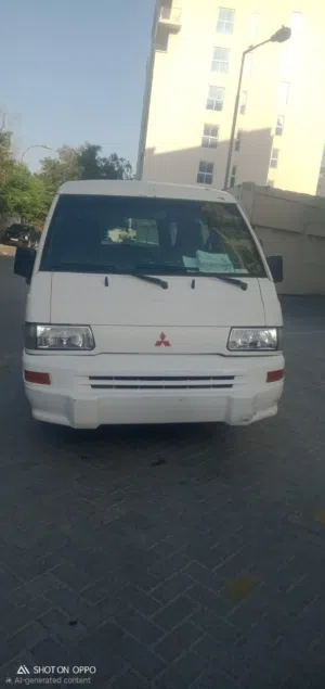 mitsubishi L300 van for sale