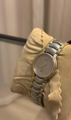 Analog Quartz Rado watches for sale in Dhofar