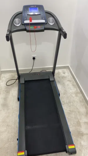 جهاز مشي كهربائي رياضي
