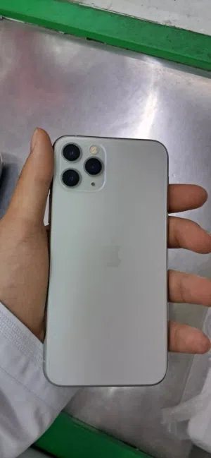 Apple iPhone 11 Pro 256 GB in Muscat