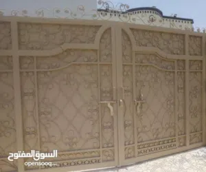 باب كبير والصبغه ناريه خاصه