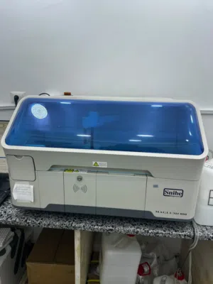 للبيع جهاز مختبرات طبية SNIBE MAGLUMI 800 بحالة ممتازة