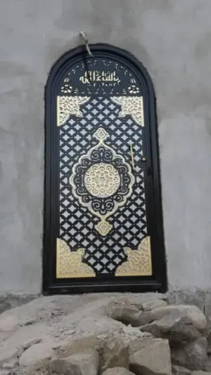 ابو العز  للجميع اعمال الحديد صنعاء 