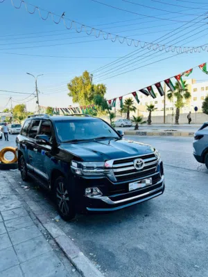 Land Cruiser 2014 model converted to 2020
