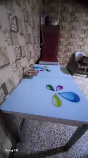 ميز طعام السعر 25