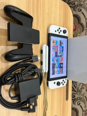 للبيع  Nintendo Switch OLED معدل
