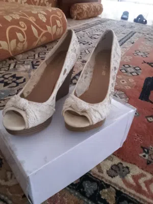 كعب في حاله ممتازه للبيع