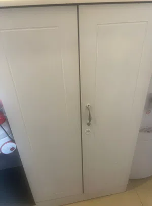 كبت أحذية ابيض
