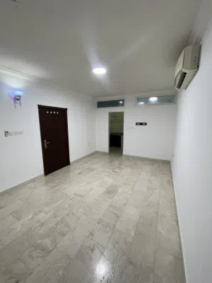 100 m2 Studio Apartments for Rent in Muscat Al-Hail