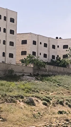 منزل مستقل للبيع 3 طوابق من المالك مباشره قابل للتفاوض