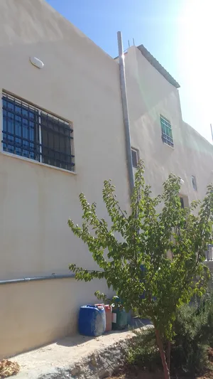 180 m2 5 Bedrooms Townhouse for Sale in Al Karak Al-Mazar Al-Janoubi