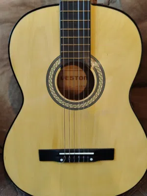 جيتار كلاسيك جوده عاليه بسعر حرق