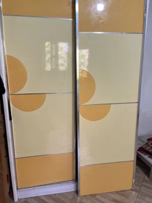 دولاب وسرير فردي وكامدينو في حاله جيده