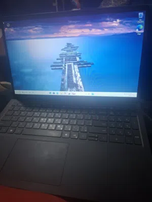 لابتوب ديل جيل 11 core i3 بحال الجديد