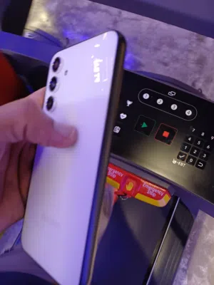 Samsung Galaxy A54 128 GB in Northern Governorate