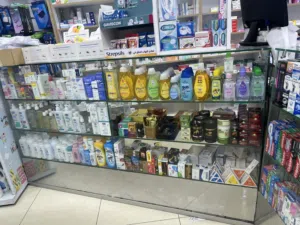 فترينات صيدليات زجاج للبيع