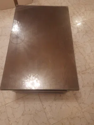طاولة غرفة جلوس