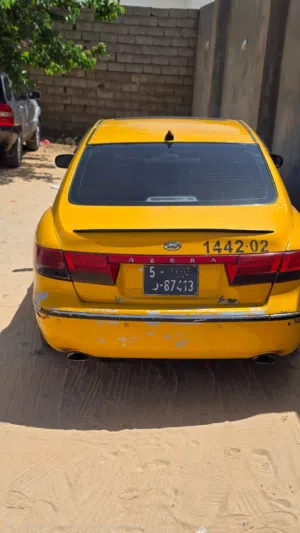 تاكسي ازيرا للبيع