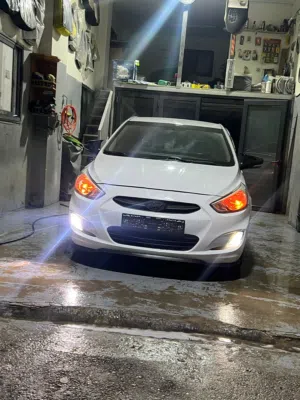 اكسنت 2017 1،6 4 غيار