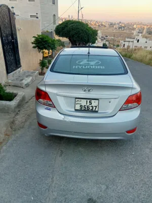 هونداي اكسنت موديل 2012 للبيع