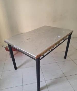 Dinning table