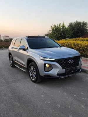 هيونداي سنتافي 2018- فل اضافات للبيع على الكاش فقط والاتصال خلال النهار فقط.