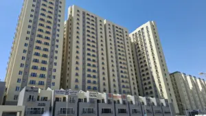شقة سوبر  رخام بالكامل صباح السالم يوجد عدد 2 باركن مظلل بالسرداب