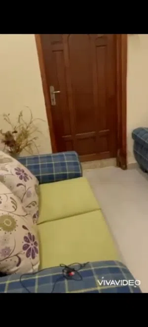 للبيع شقه كبيره