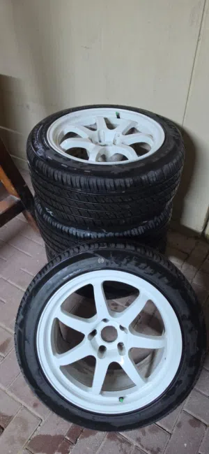 White matte rims