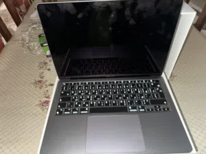 ابل. Mac book air m1 ماك بوك
