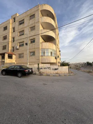 125 m2 3 Bedrooms Apartments for Sale in Zarqa Jabal Tareq