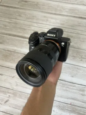 كاميرا سوني a7 iii مع عدسة تامرون 28-70 f/2.8 للبيع بسعر حرررق