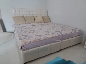 اثاث للبيع