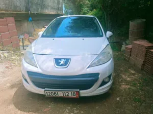 سيارة 207 1.4 سامبل 75 شوفو