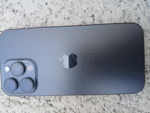 Iphone 16 pro max 256 GB 98% battery health  LLA both physical and E sim 174 cycle Everything works