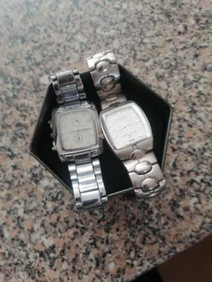 ساعة يد بدهم بطاريات