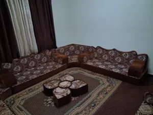 مجلس عربي.
