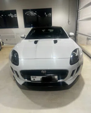 Jaguar F Type 2017