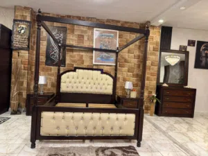 غرفة نوم ماستر فخمة جدا خشب لاتية 18اندونيسي وزان ماركة الدب دهان فاخر عمق 60