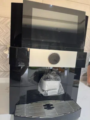 ماكينة قهوة coffee machine
