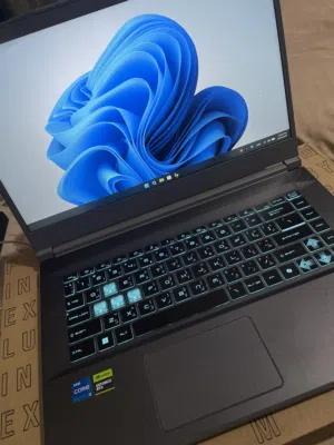 لابتوب جيمينج MSI جديد استخدام اشهر ولم يفتح جداً (استخدام ضئيل)