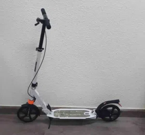 .سكوتر للصغار وكبار