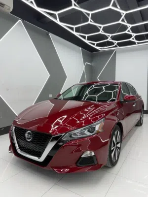 Used Nissan Altima in Al Dhahirah