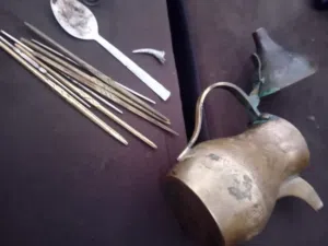دله وملاعق وكحال تراثيه