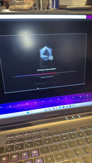 ASUS ROG STRIX G16 , 16 2.5K 240Hz, RTX 5070, Ryzen 9 9955HX, 32GB RAM, 1TB SSD