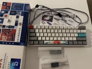 كيبورد 60% GK61 من شركة skyloong