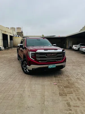 Used GMC Sierra in Dhofar